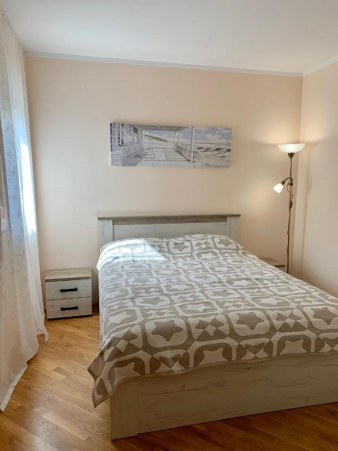 Lastochka.Mne Apartments Baošići Buitenkant foto