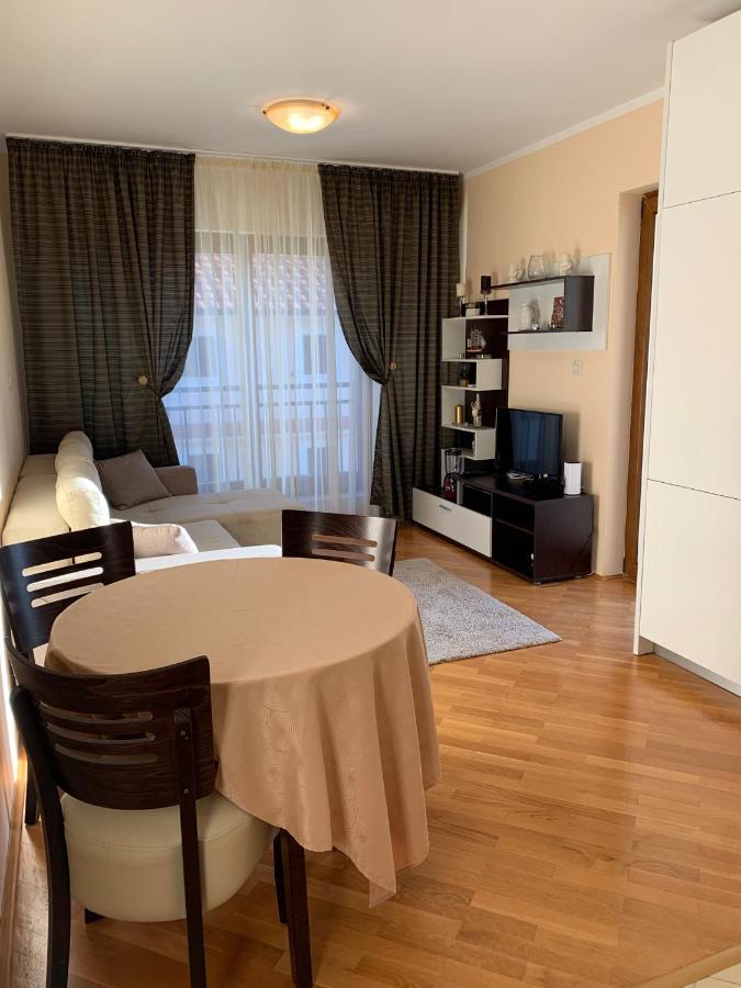 Lastochka.Mne Apartments Baošići Buitenkant foto