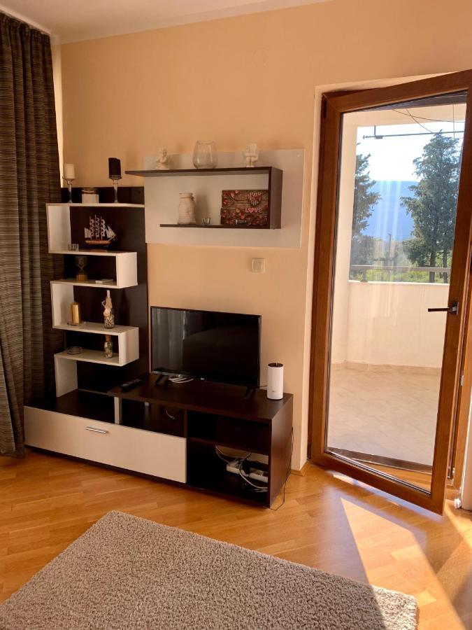Lastochka.Mne Apartments Baošići Buitenkant foto
