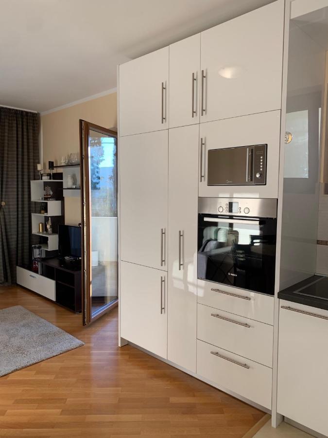 Lastochka.Mne Apartments Baošići Buitenkant foto