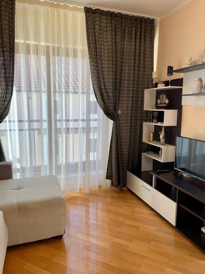 Lastochka.Mne Apartments Baošići Buitenkant foto