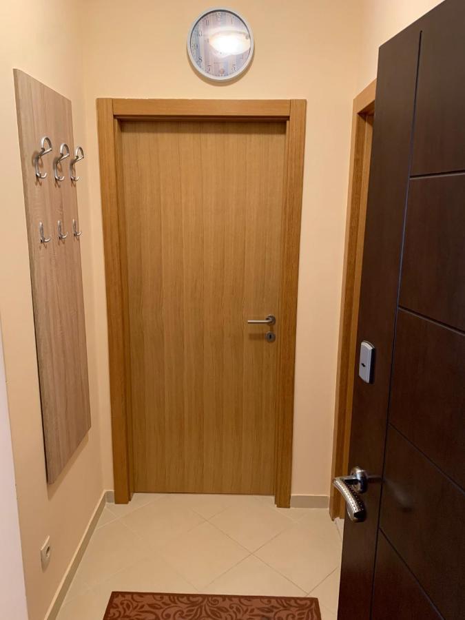Lastochka.Mne Apartments Baošići Buitenkant foto