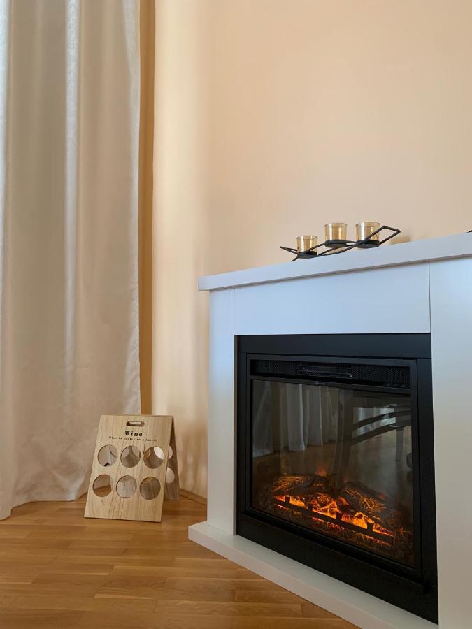 Lastochka.Mne Apartments Baošići Buitenkant foto